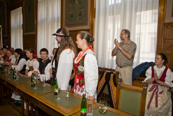 PERNŠTÝNSKÁ NOC - Přijetí na radnici PERNŠTÝNSKÁ NOC - Přijetí na radnici
