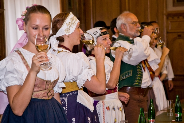 PERNŠTÝNSKÁ NOC - Přijetí na radnici