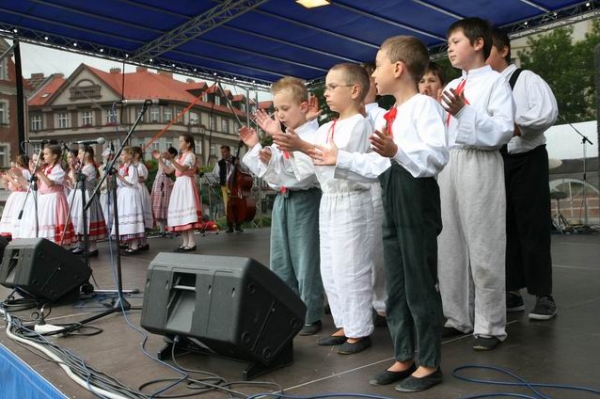 NA HRADECKÉM RYNKU