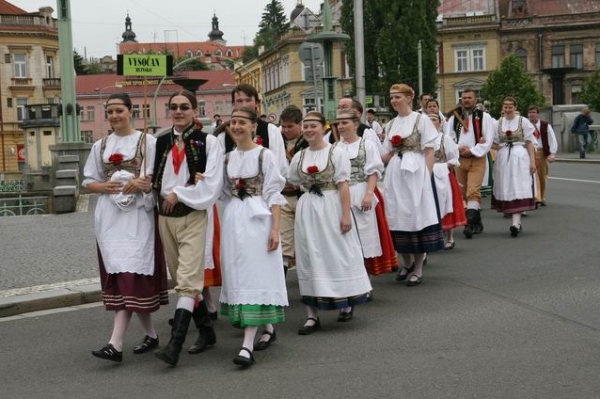 NA HRADECKÉM RYNKU